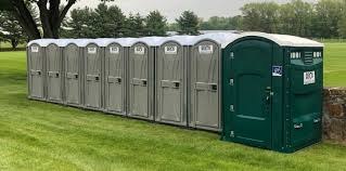 Best Portable Restroom Servicing (Cleaning and Restocking)  in Progress Village, FL